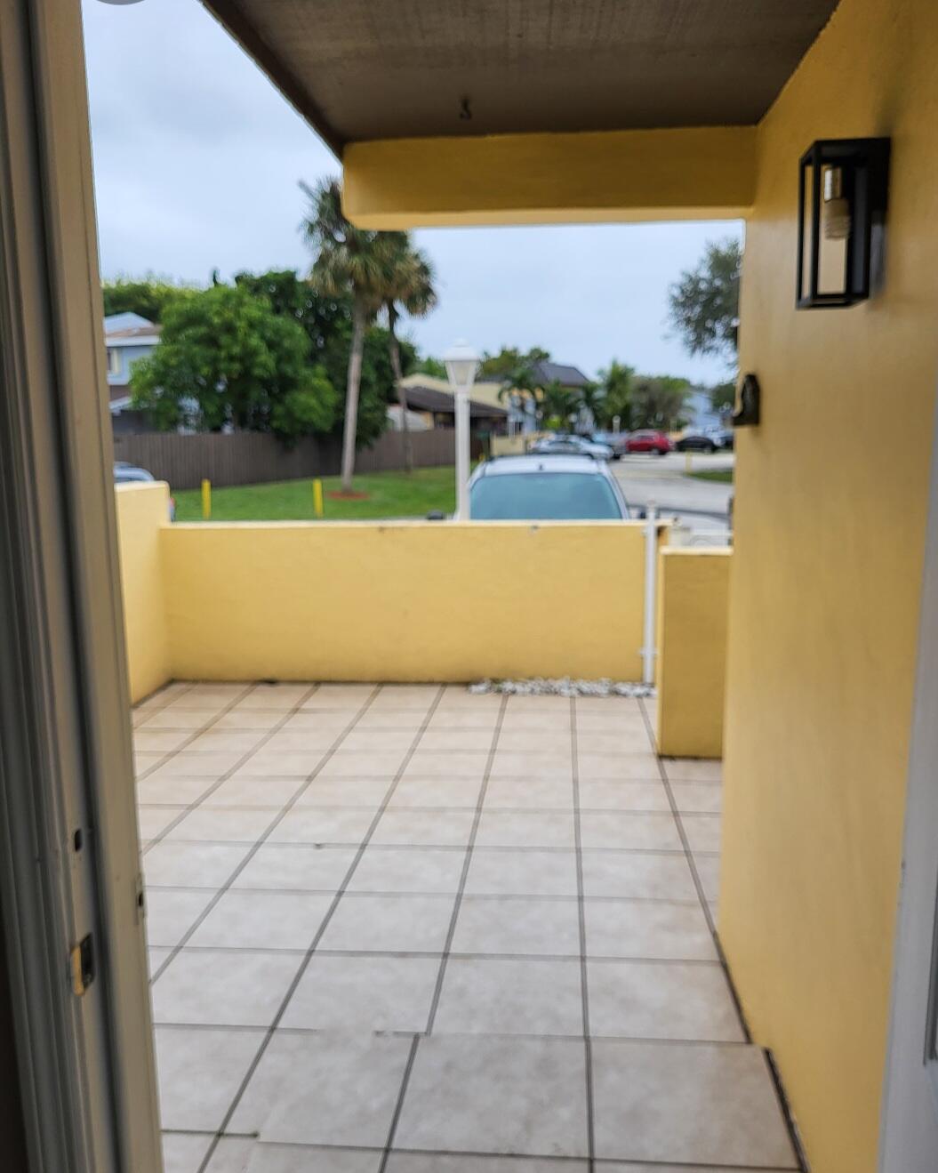 LAKES OF ACADIA UNIT 3 THE - Residential Lease