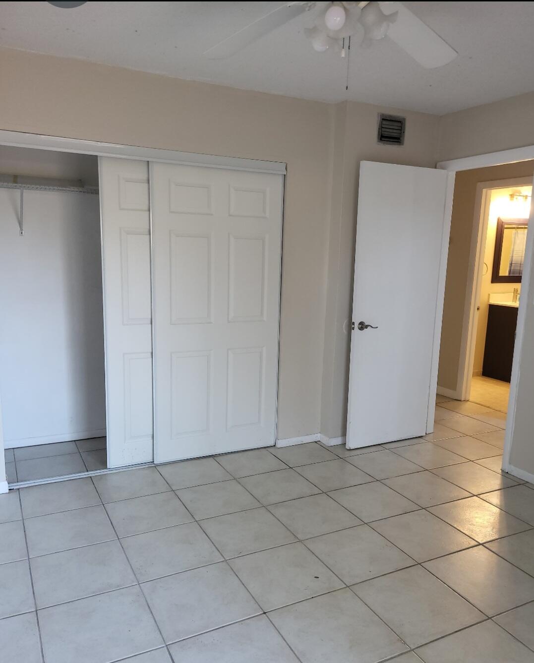 LAKES OF ACADIA UNIT 3 THE - Residential Lease