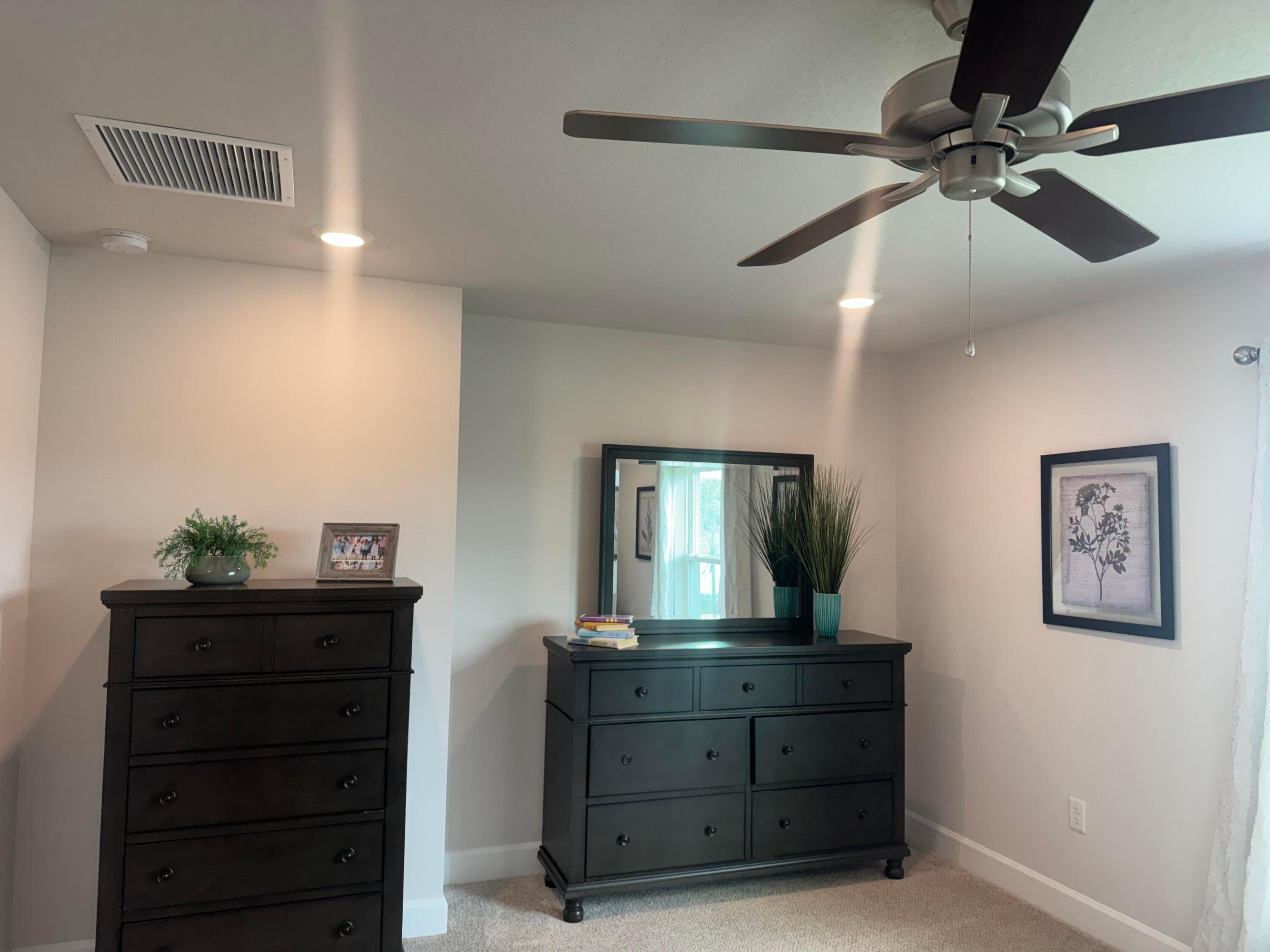 8628 Giovanni Avenue