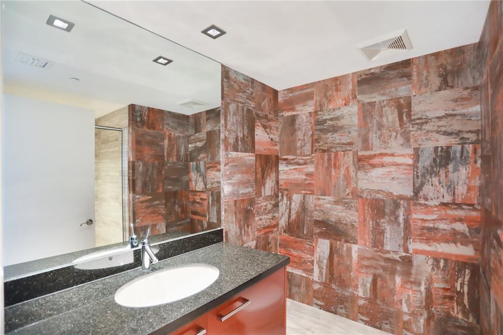 Las Olas Beach Club Condo - Residential Lease