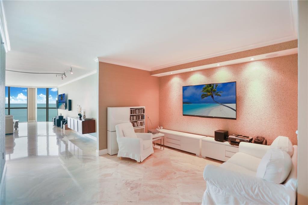 Las Olas Beach Club Condo - Residential Lease