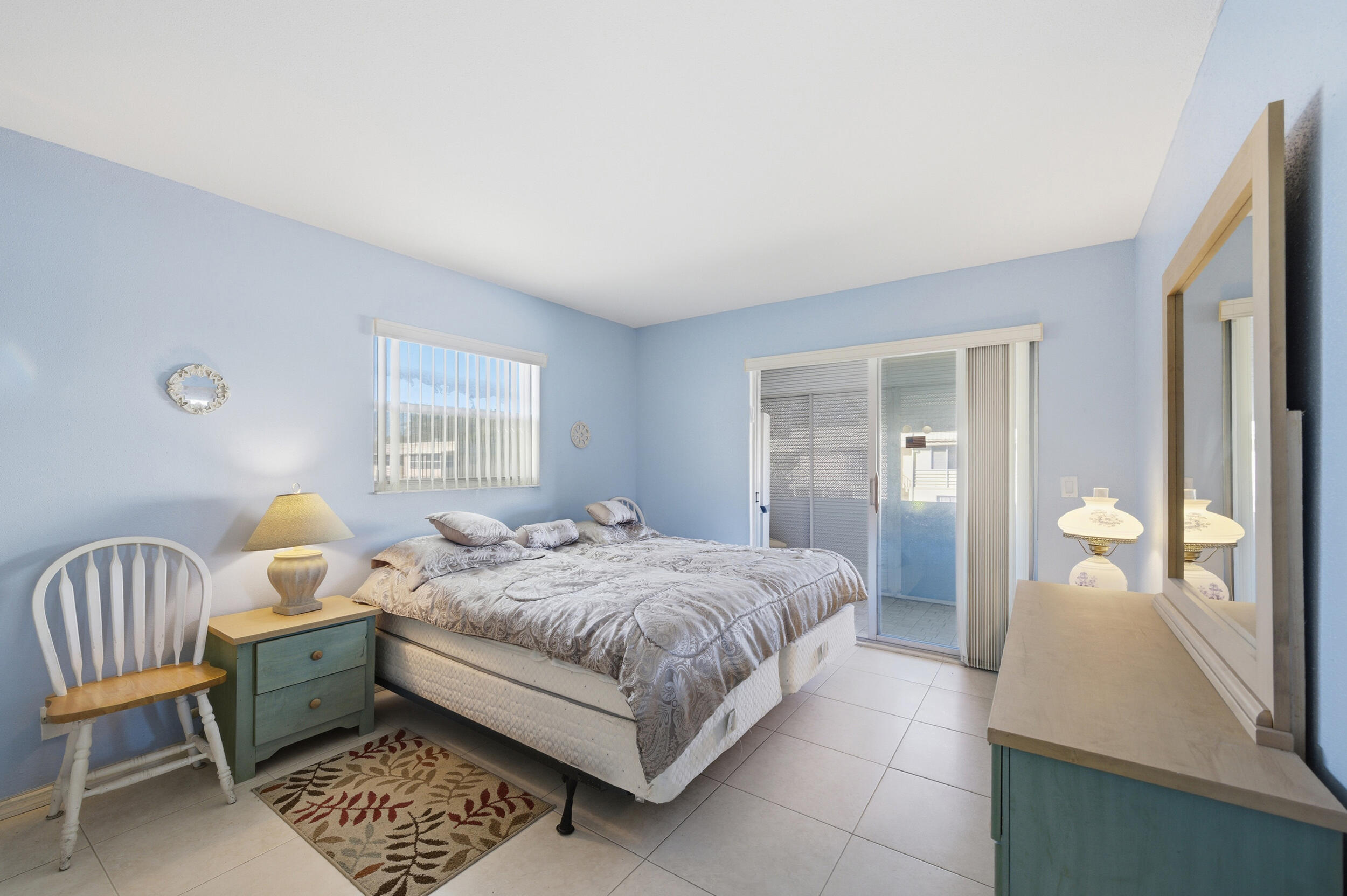 KINGS POINT SAXONY CONDOS - Residential Lease