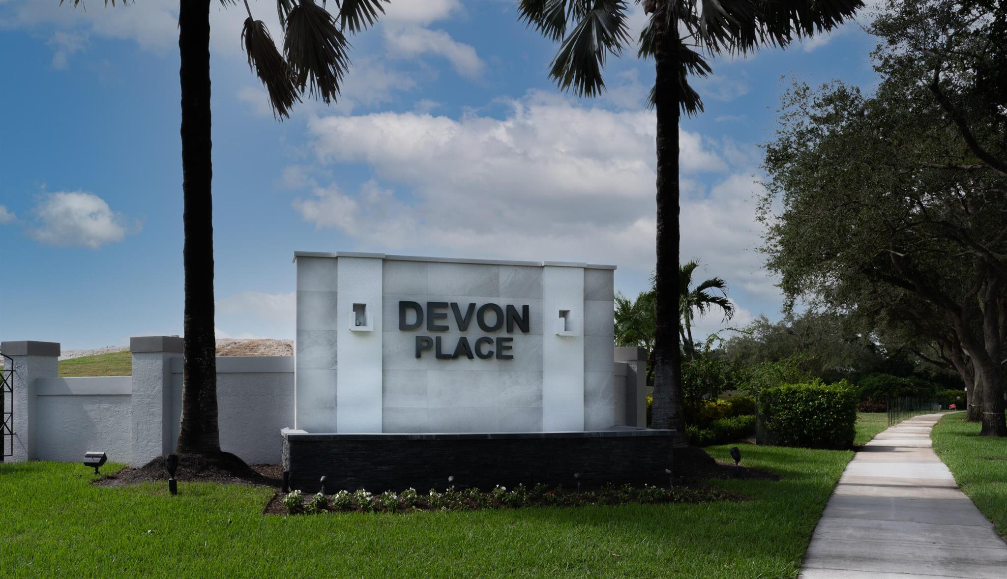 DEVON PLACE/Woodfield - Residential