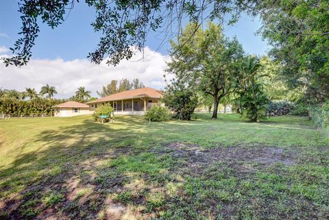 A home in Loxahatchee