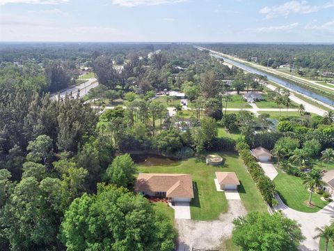 A home in Loxahatchee