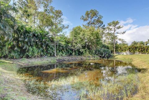 A home in Loxahatchee