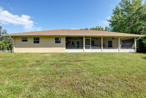 A home in Loxahatchee