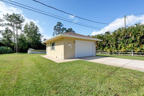 A home in Loxahatchee