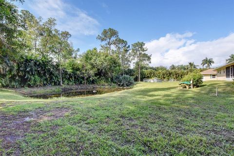 A home in Loxahatchee