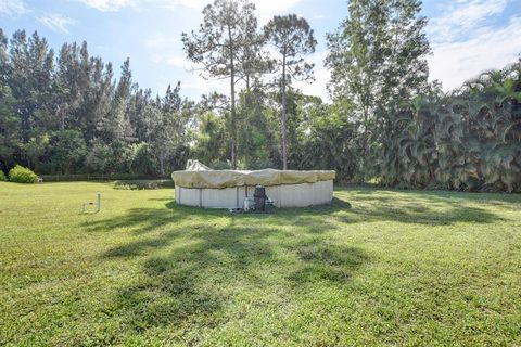 A home in Loxahatchee