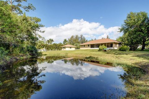 A home in Loxahatchee