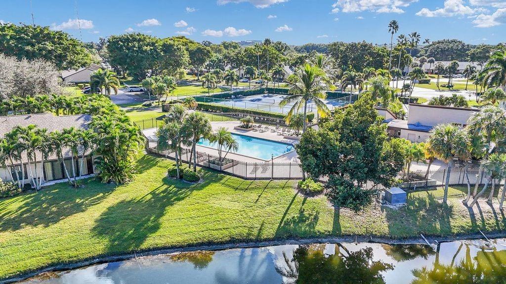 Boca Glades - Residential