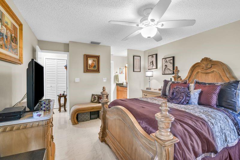 Boca Glades - Residential