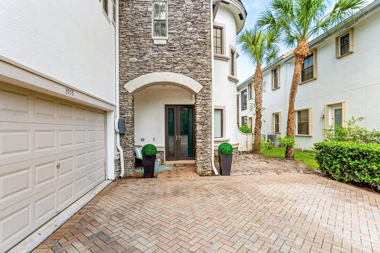 3555 Birague Drive