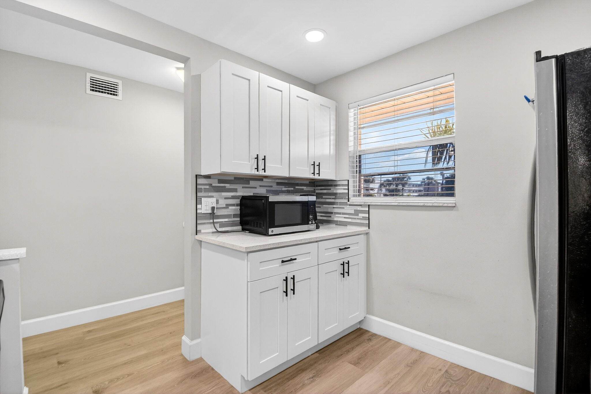 VILLAGE ROYALE GREENTREE CONDO - Residential