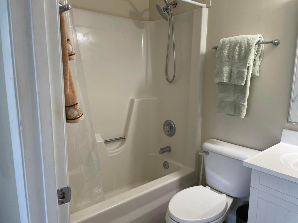 Photo of 88 CROOKED TREE Lane #105, Vero Beach, FL 32962 (MLS # B26067606)