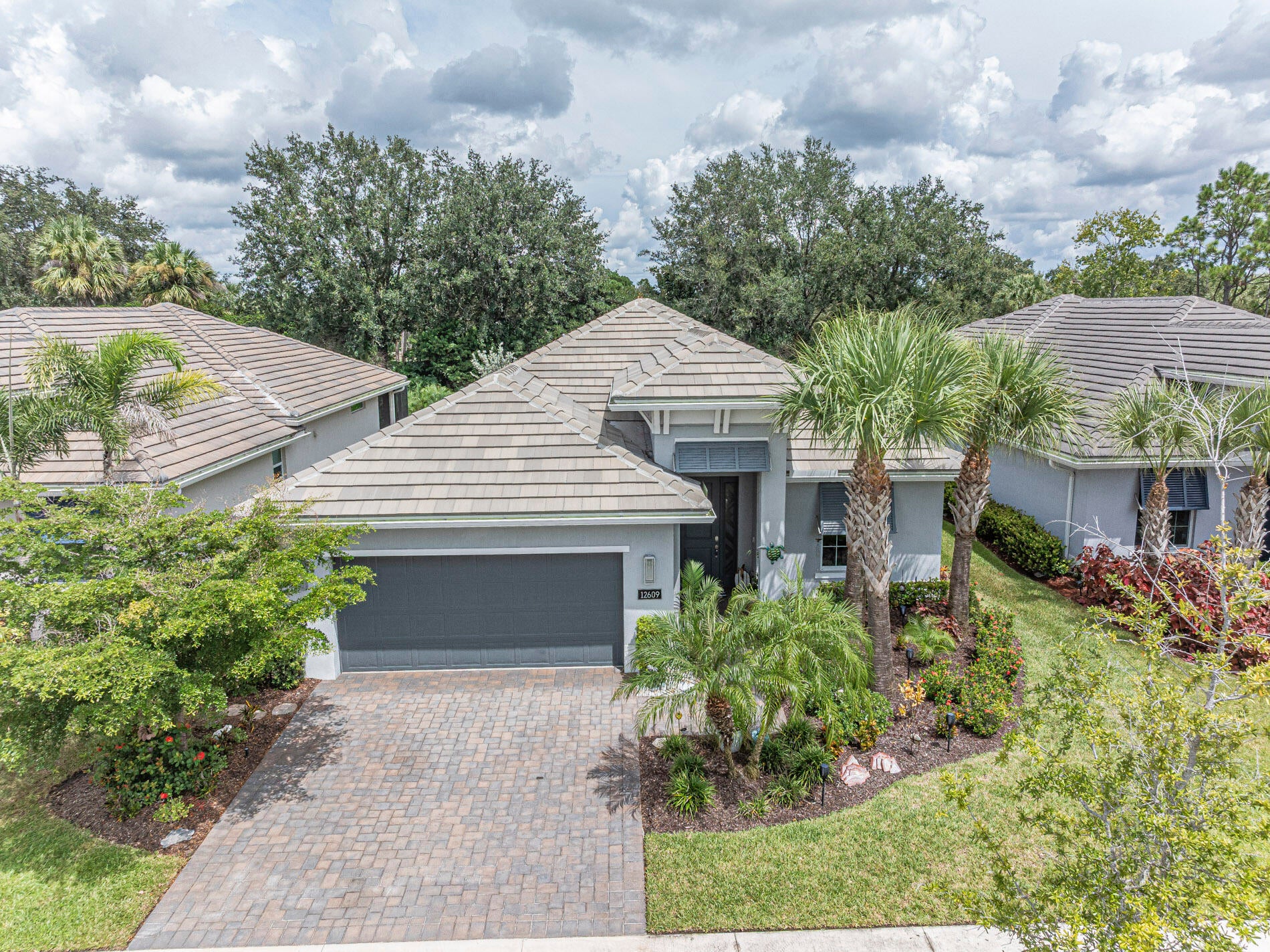 12609 SW Sunrise Lk Terrace