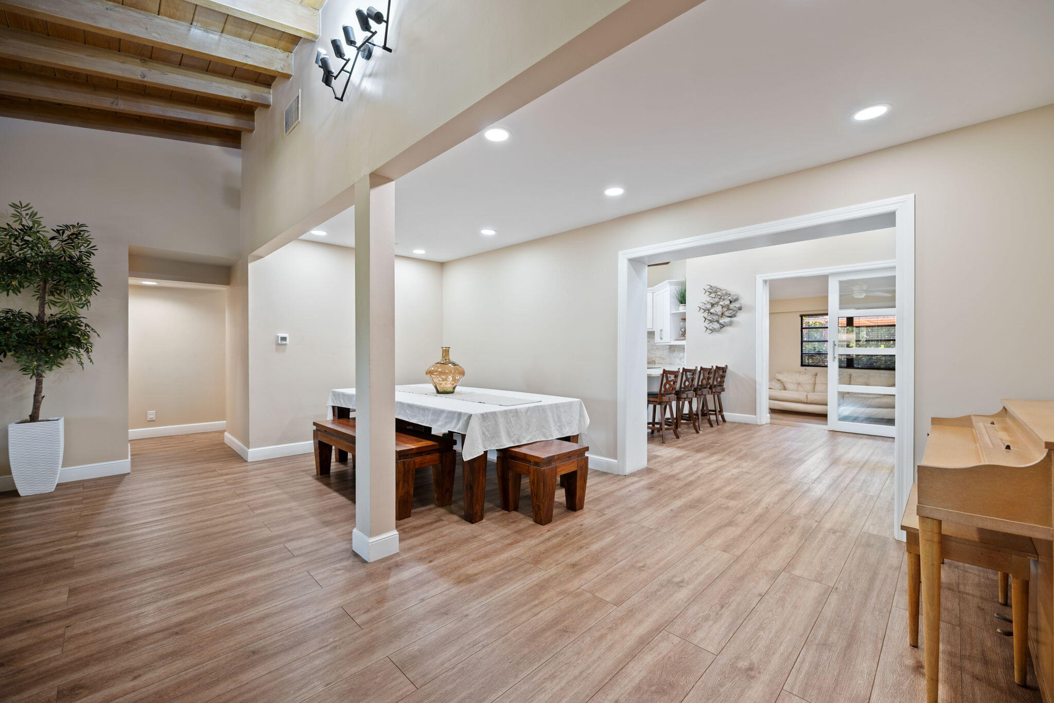 SILVER SHORES SEC OF LAUDERDALE - Residential