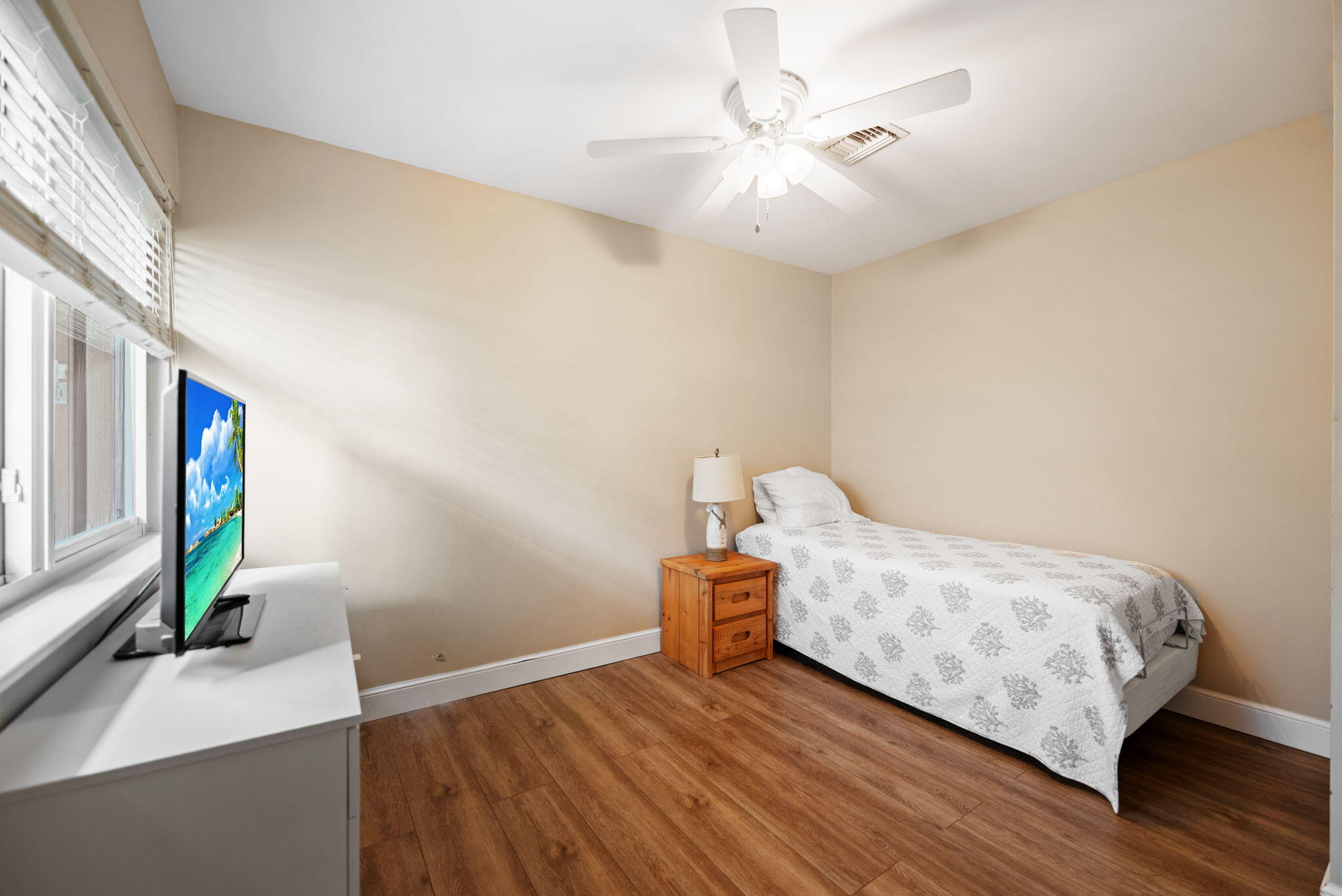SILVER SHORES SEC OF LAUDERDALE - Residential