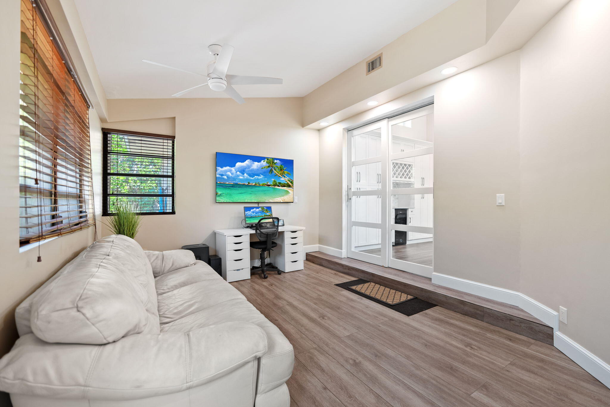 SILVER SHORES SEC OF LAUDERDALE - Residential