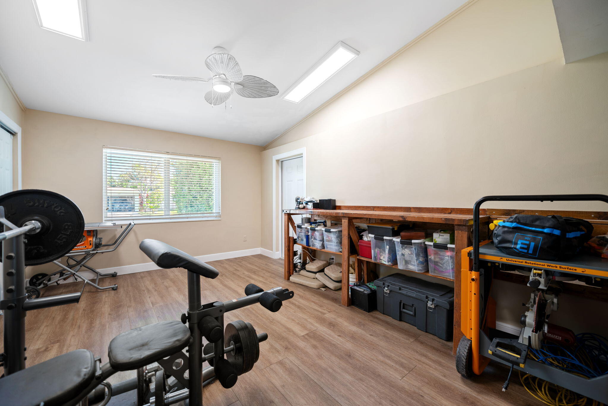 SILVER SHORES SEC OF LAUDERDALE - Residential