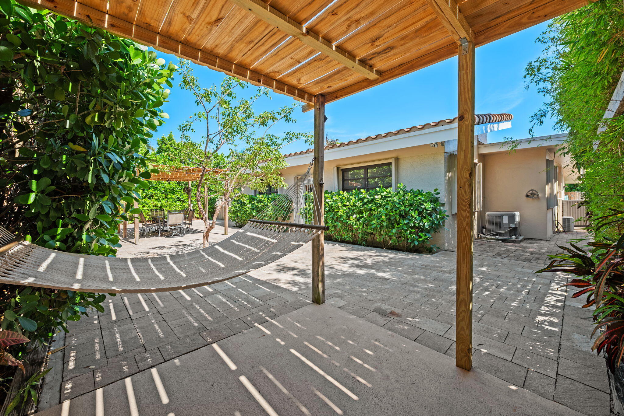 SILVER SHORES SEC OF LAUDERDALE - Residential