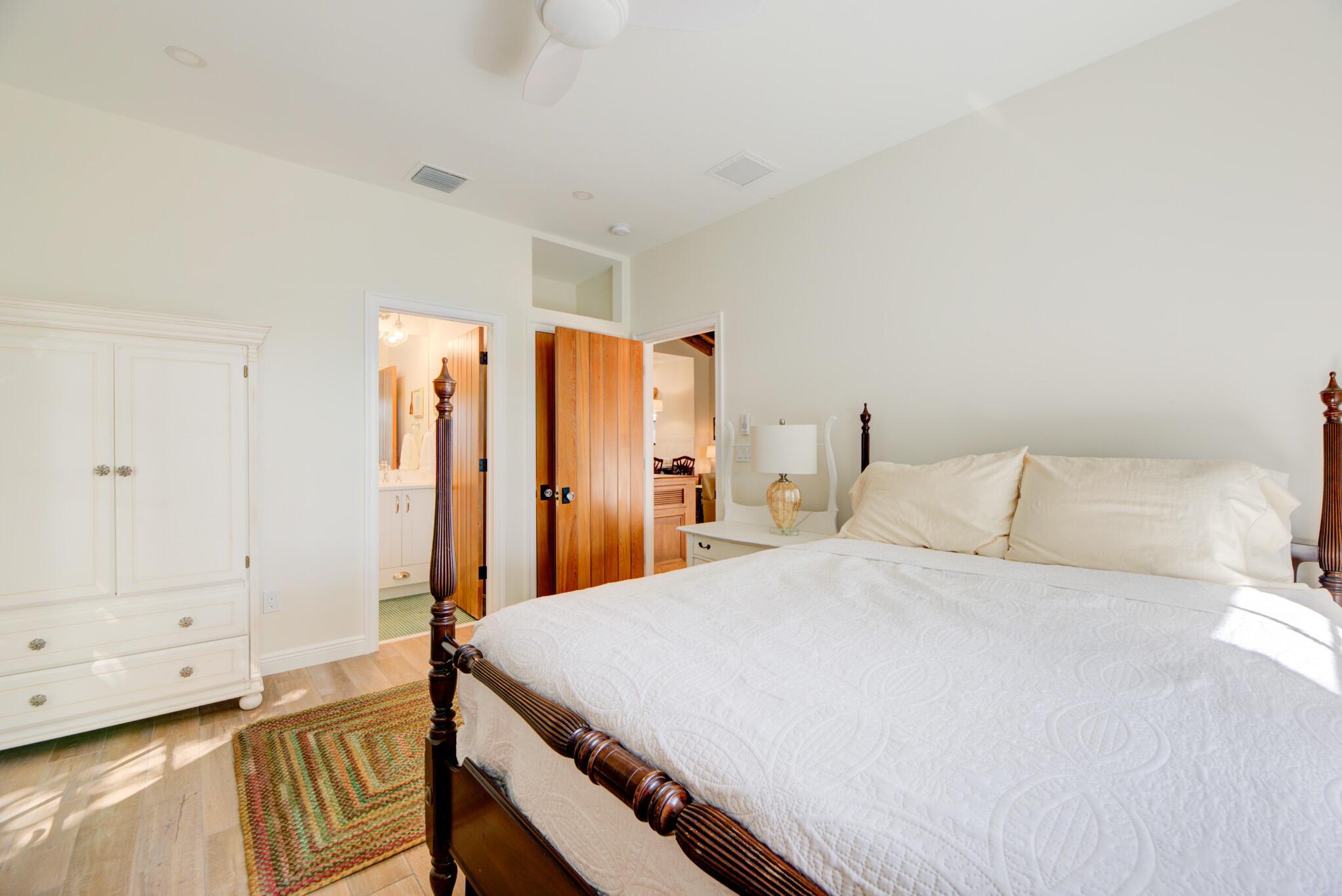 DELRAY TOWN OF - Residential Lease
