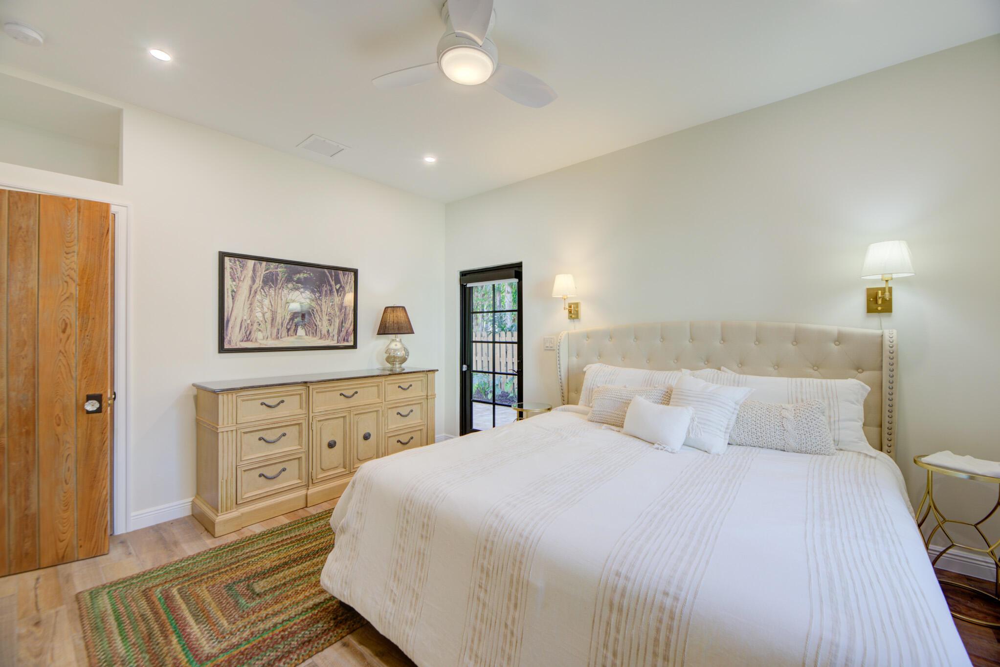 DELRAY TOWN OF - Residential Lease