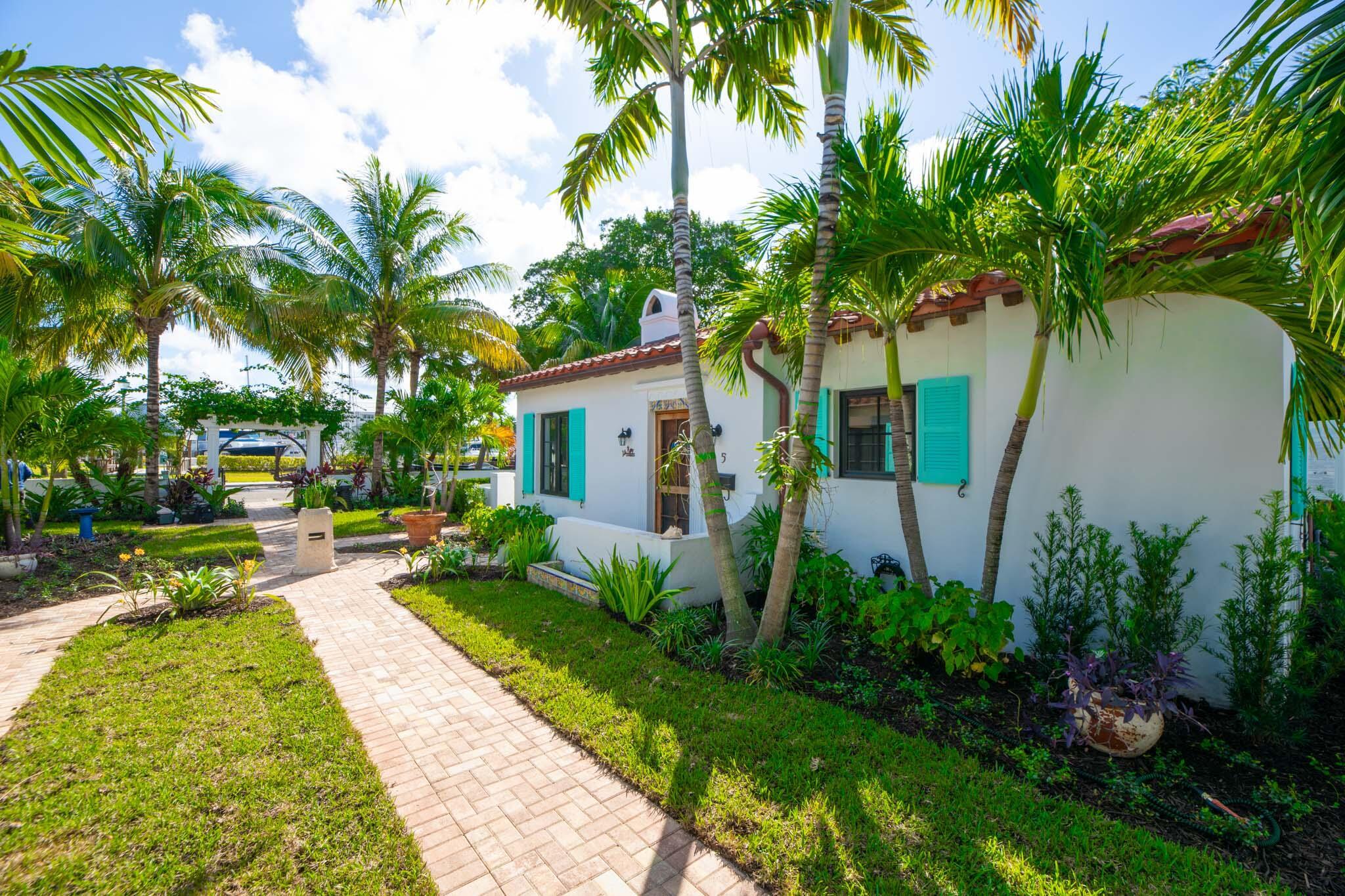 DELRAY TOWN OF - Residential Lease