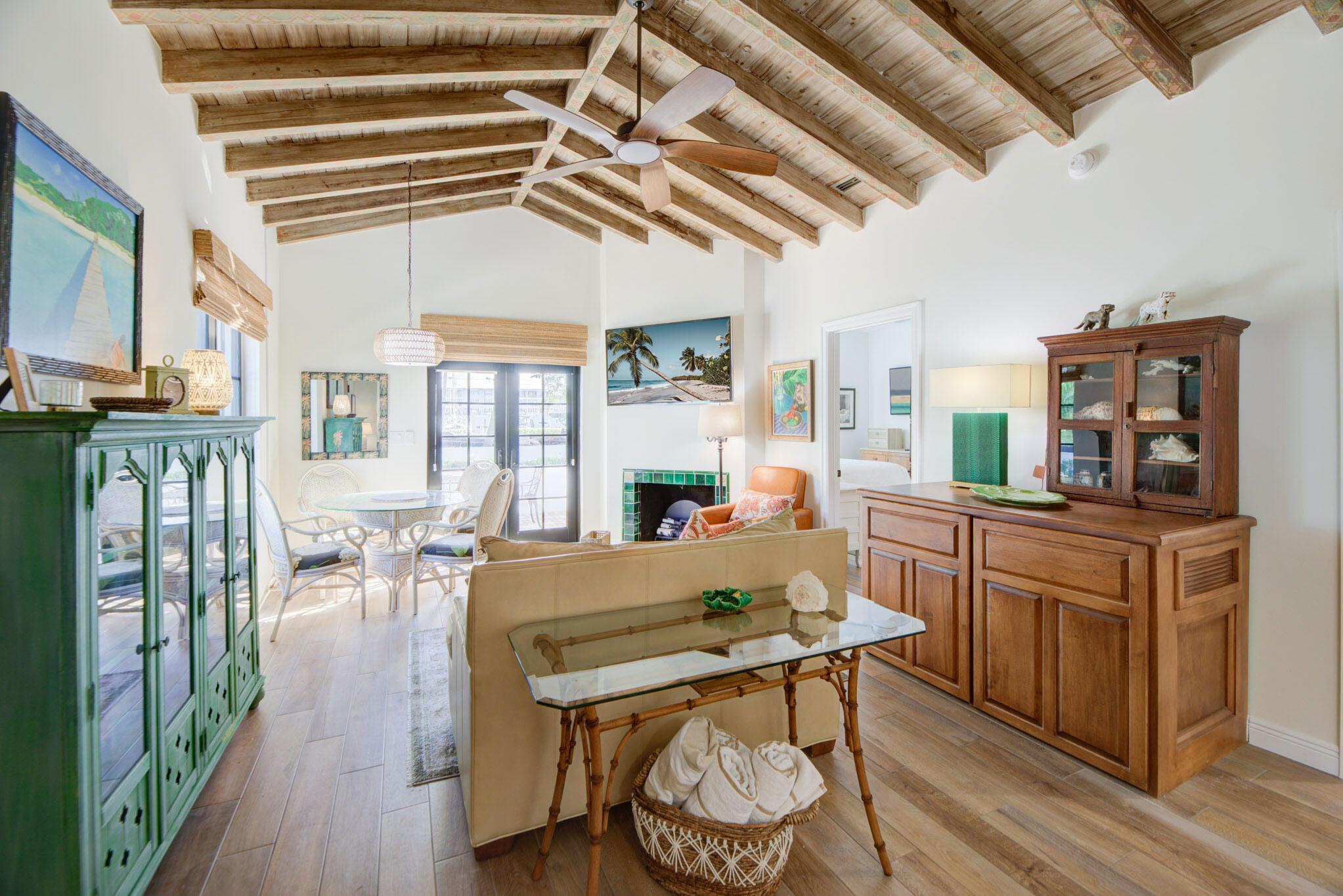 DELRAY TOWN OF - Residential Lease