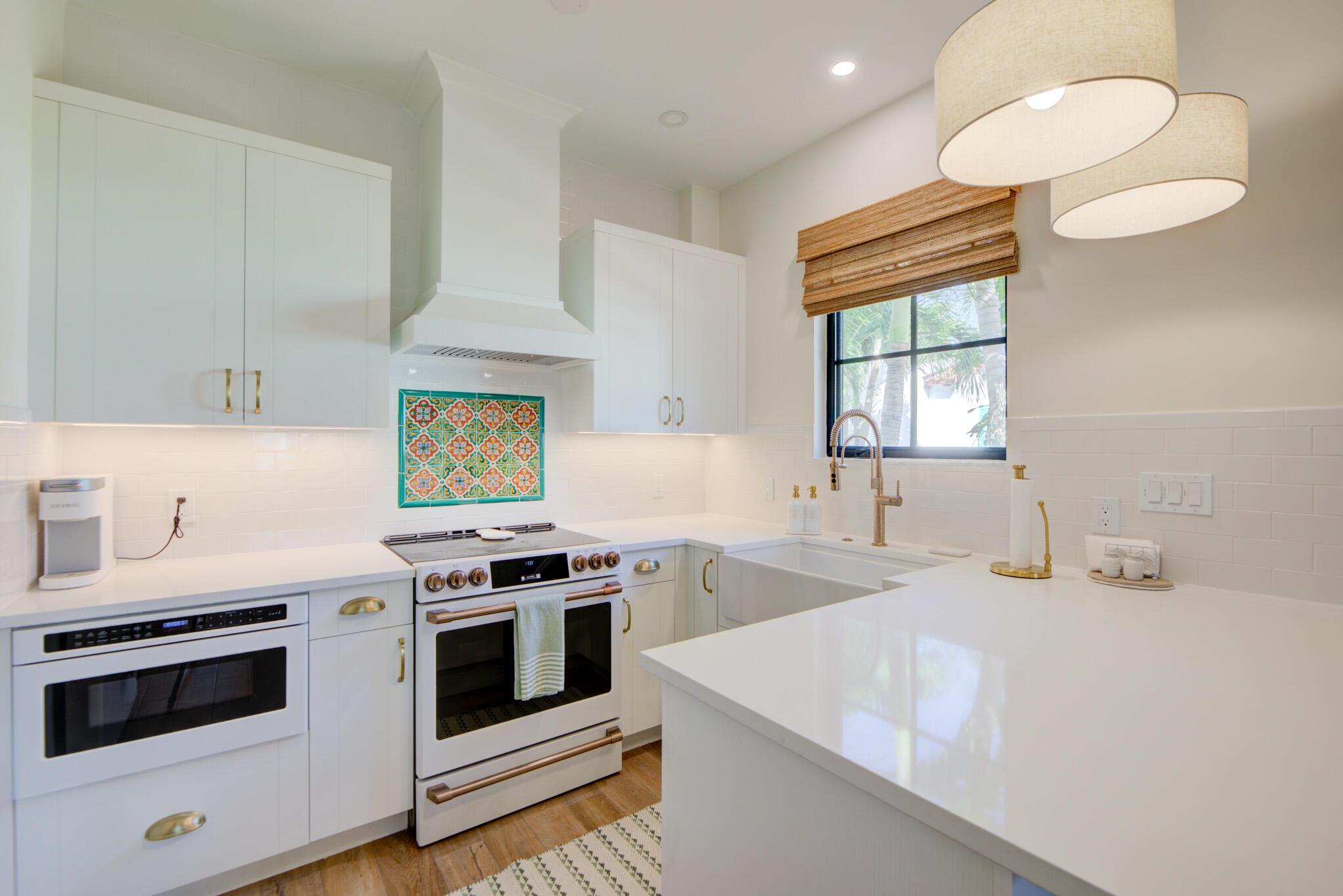 DELRAY TOWN OF - Residential Lease