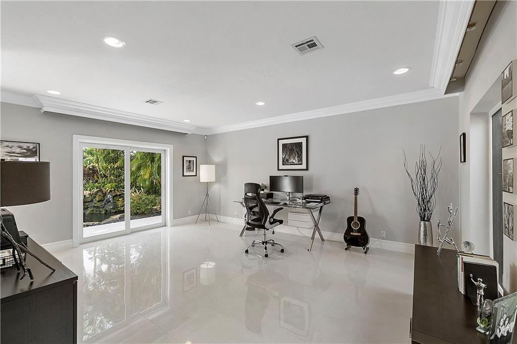 Coral Key Villas 6th Sec - Residential