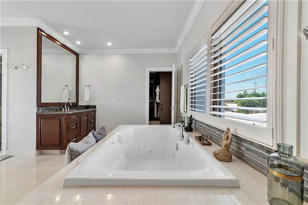 Coral Key Villas 6th Sec - Residential