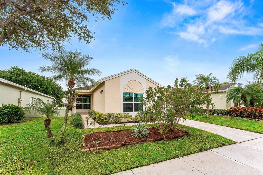 Photo of 7612 Mansfield Hollow Road, Delray Beach, FL 33446 (MLS # R11155230)