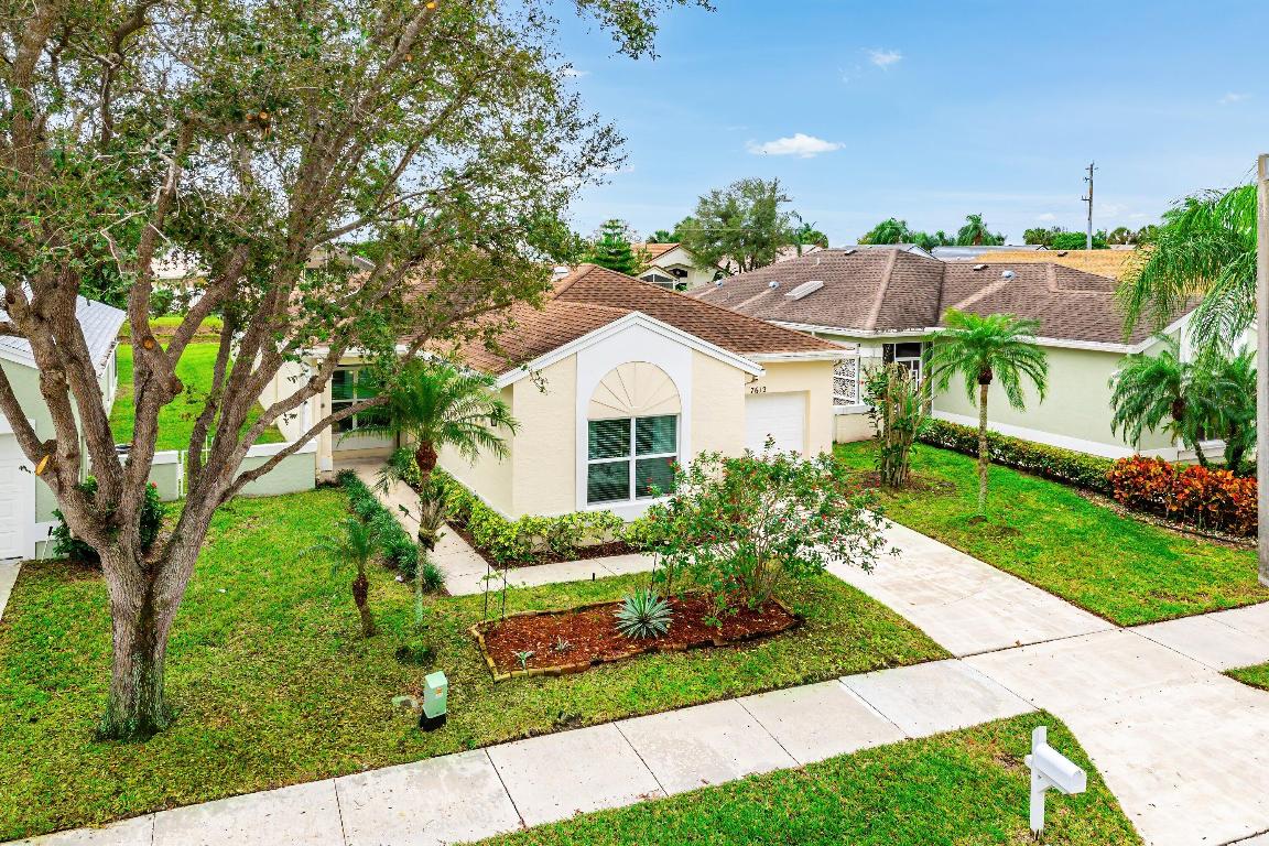 PINE RIDGE AT DELRAY BEACH - Residential