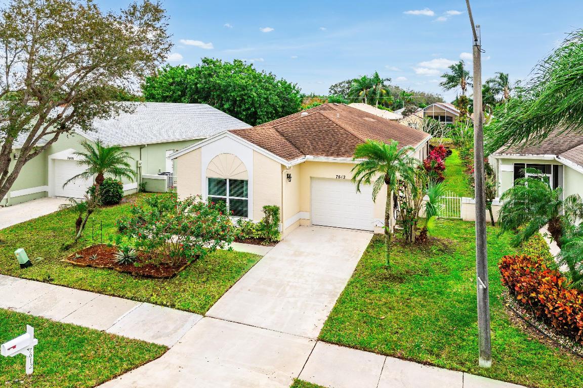 PINE RIDGE AT DELRAY BEACH - Residential