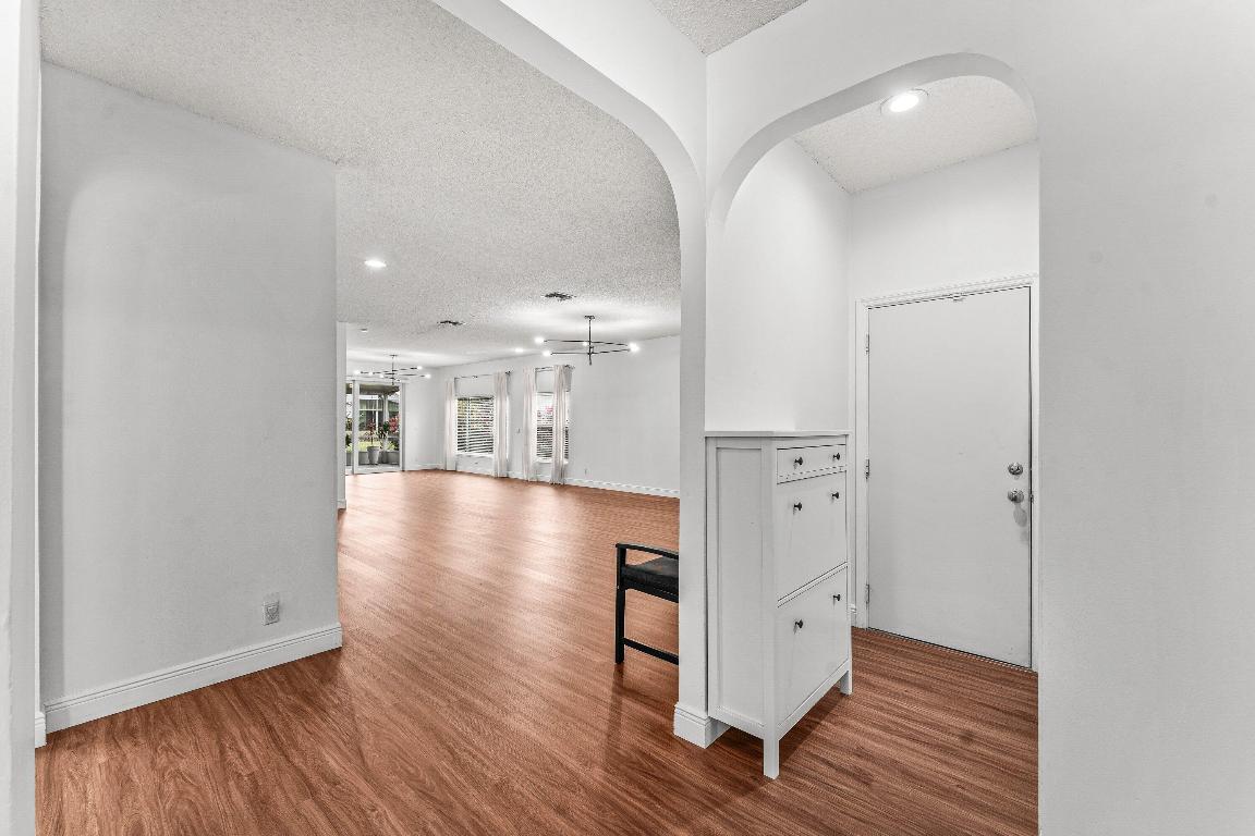 PINE RIDGE AT DELRAY BEACH - Residential