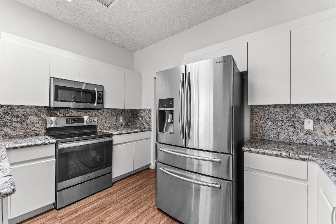 PINE RIDGE AT DELRAY BEACH - Residential