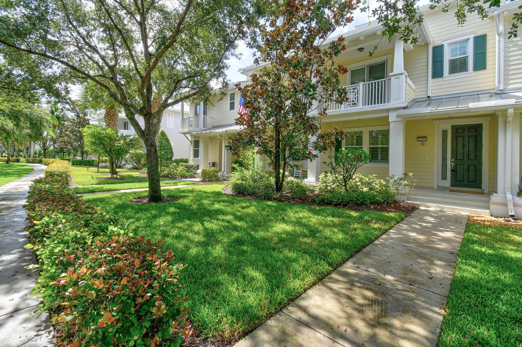 Photo of 1184 Dakota Drive, Jupiter, FL 33458 (MLS # R11102804)