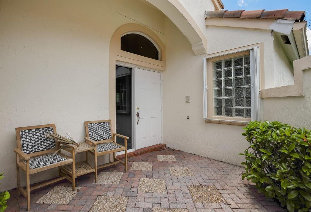 Photo of 11949 Rosetree Terrace, Boynton Beach, FL 33437 (MLS # R11138461)