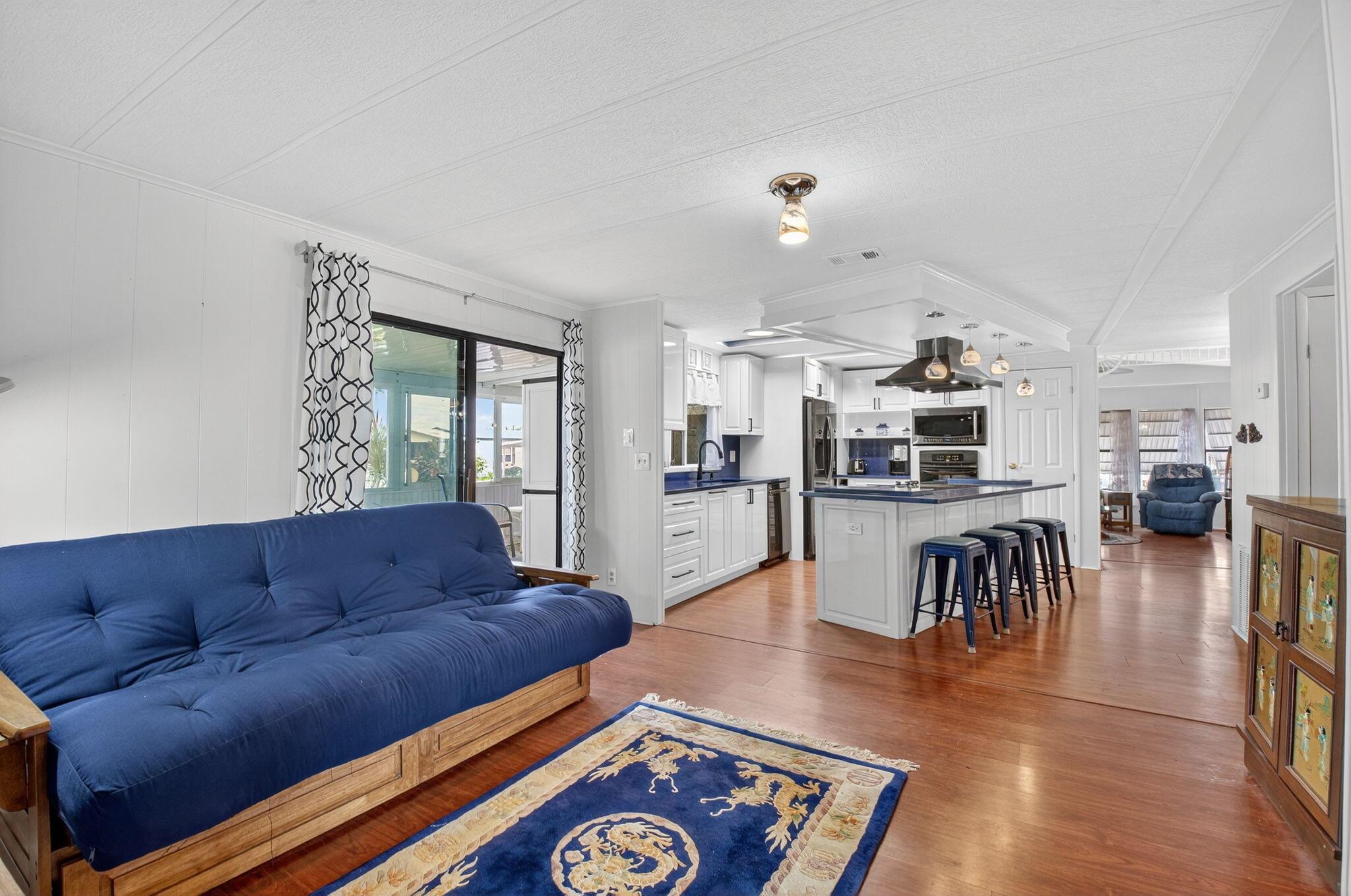 JAMAICA BAY MOBILE HOME C - Residential