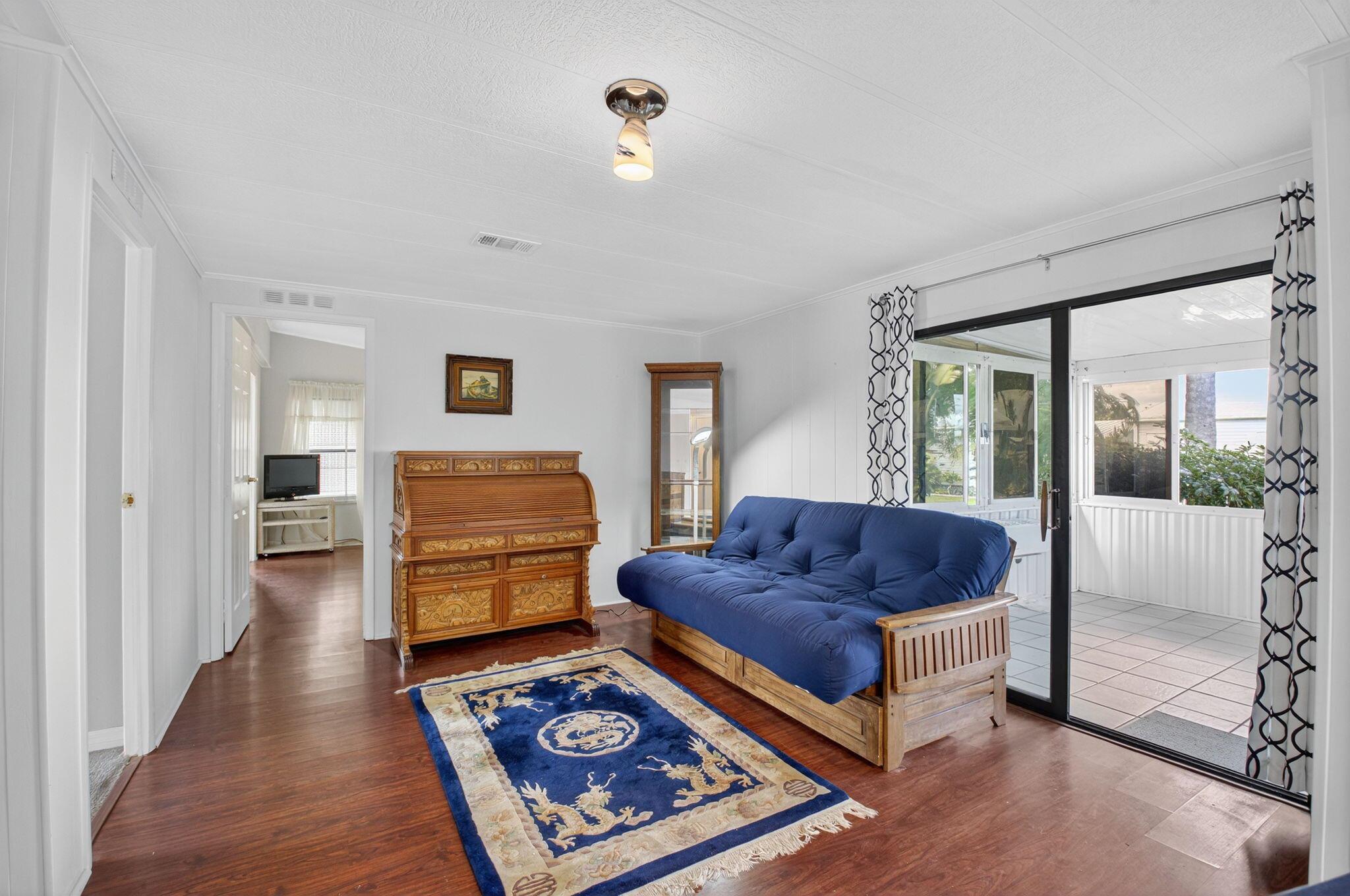 JAMAICA BAY MOBILE HOME C - Residential