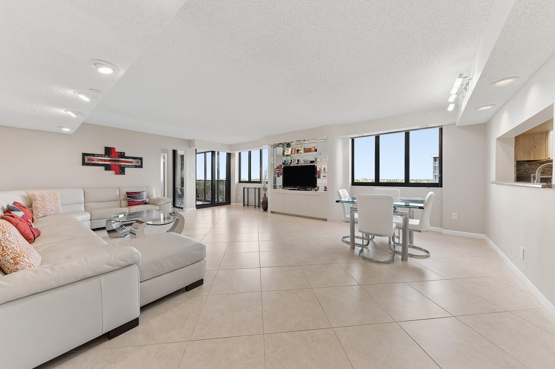 3420 S OCEAN Boulevard 8T