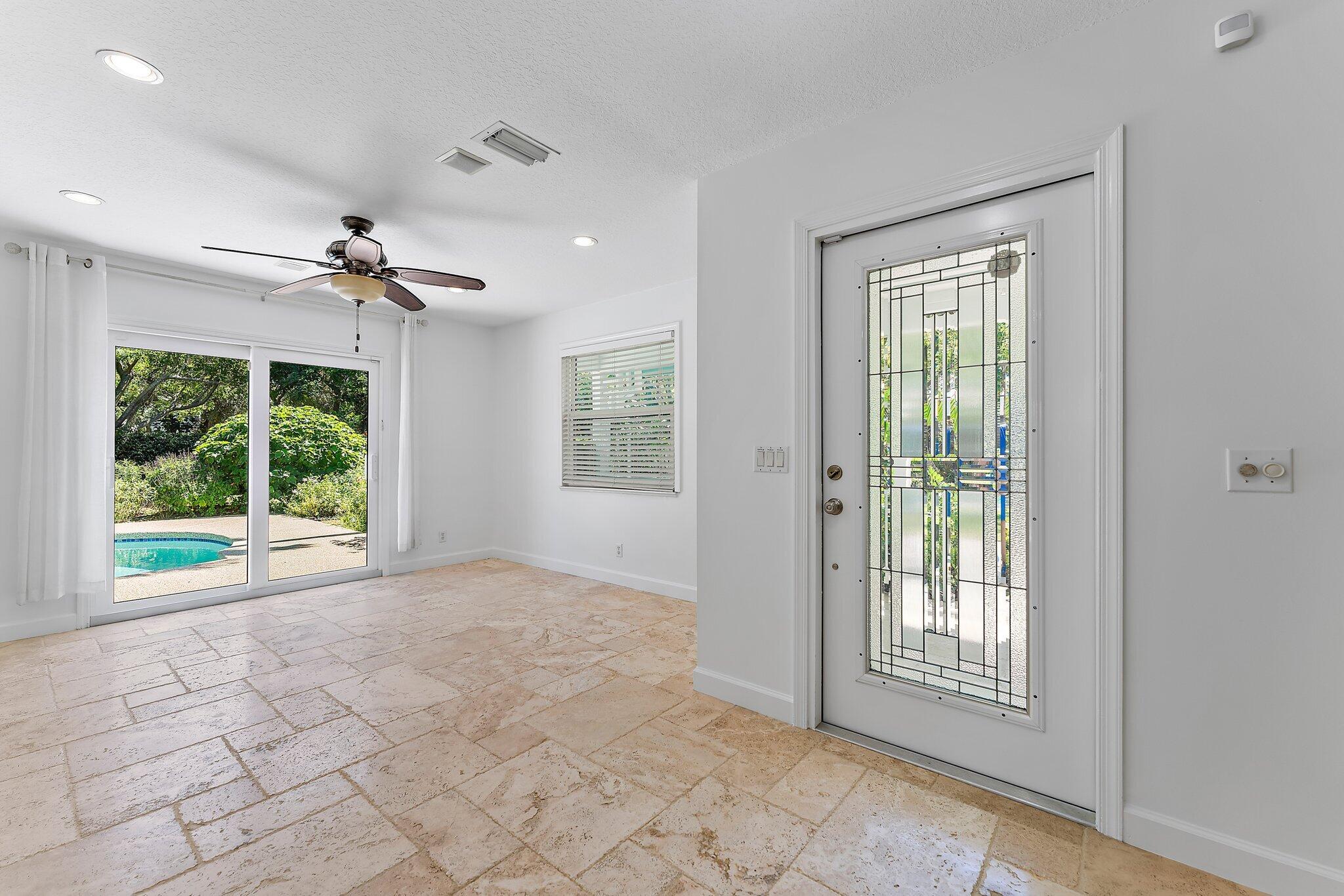 ROCKY POINT ESTATES - Residential