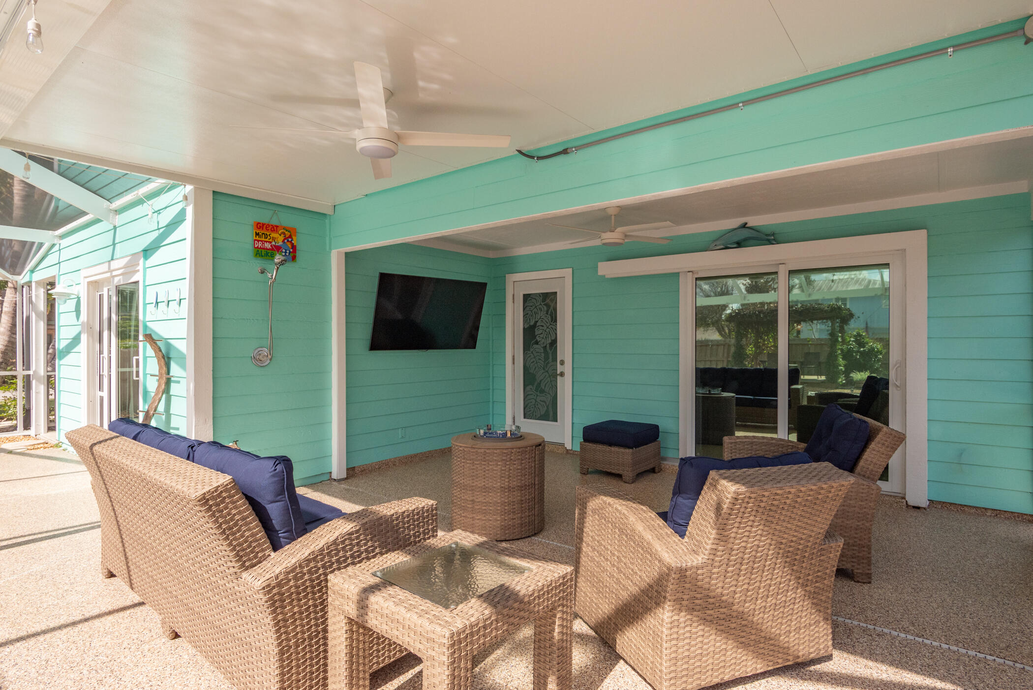 ROCKY POINT ESTATES - Residential