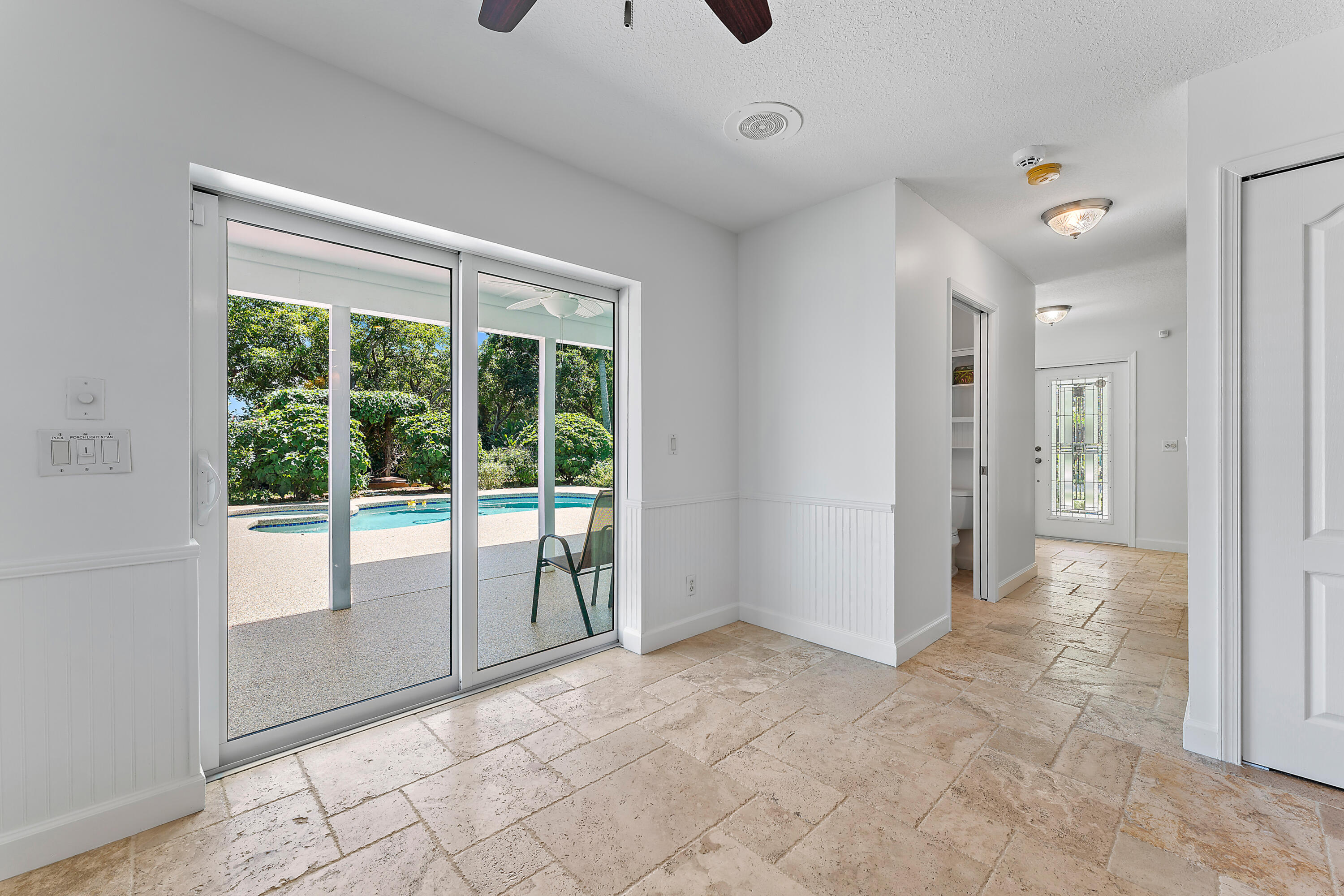 ROCKY POINT ESTATES - Residential