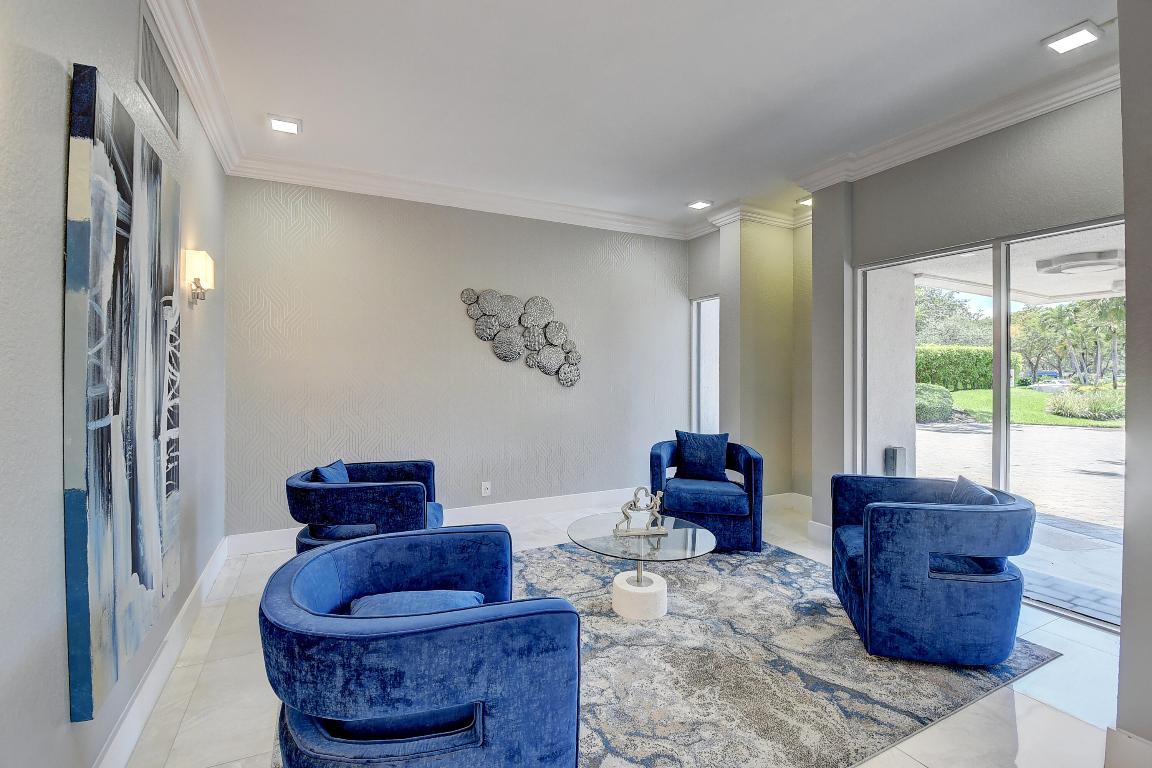 LAKEWOOD MIDRISE - Residential