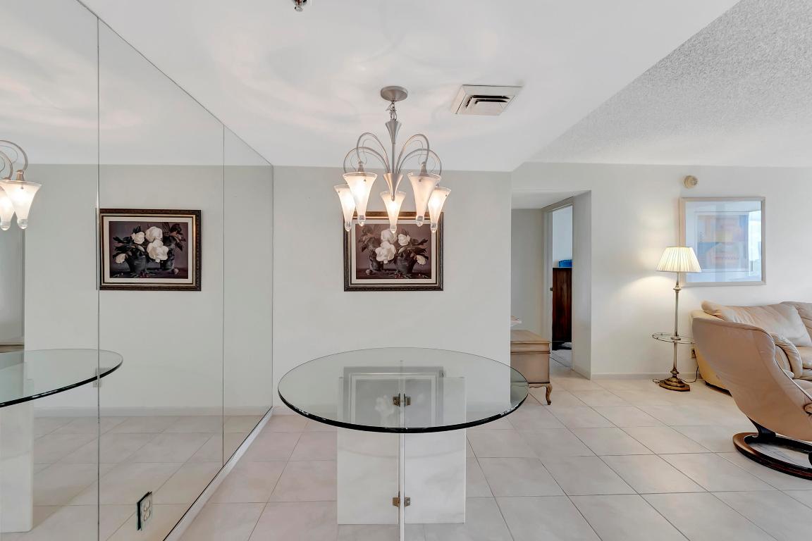 LAKEWOOD MIDRISE - Residential