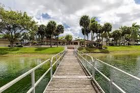 MOORS POINTE CONDO - Residential