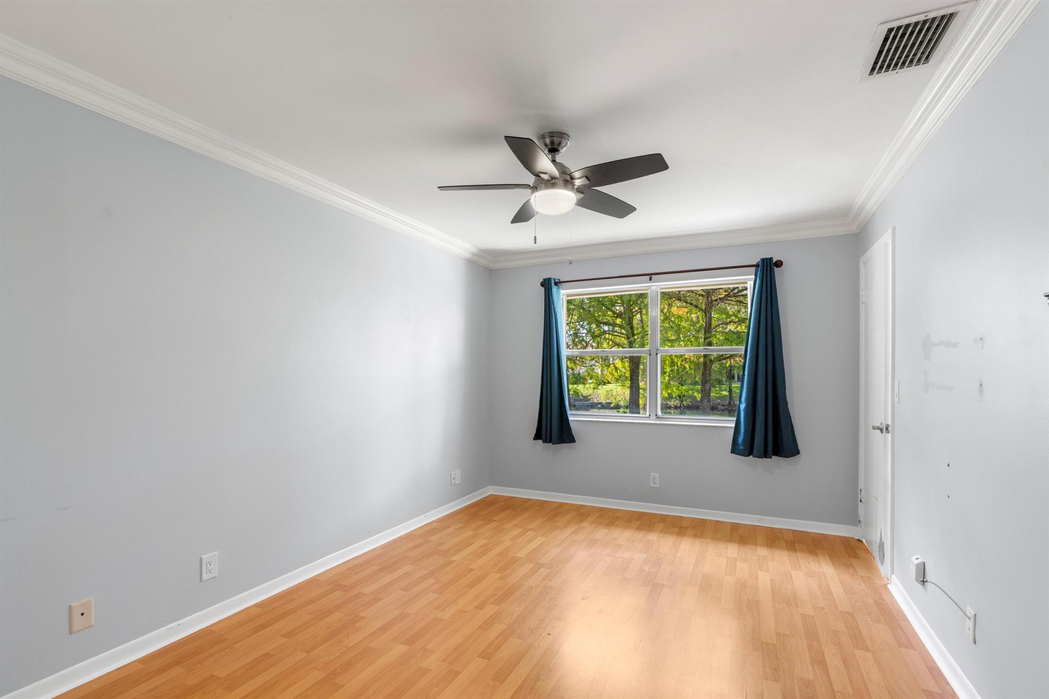 BOCA WALK - Residential